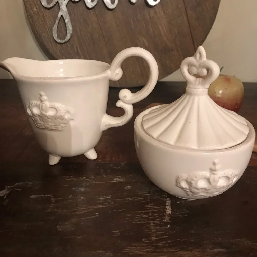 ▪️Shabby Chic Creamer & Sugar Bowl